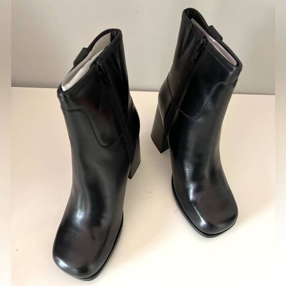 🌻🆕FREE PEOPLE Naomi Ankle Heel Boots-Black-Size 8 - Picture 10 of 16